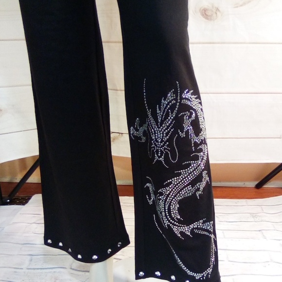 NEW PRODUCTS ONLY - Drawstring Cotton Pant with Rhinestone Dragon - Picture 9 of 10